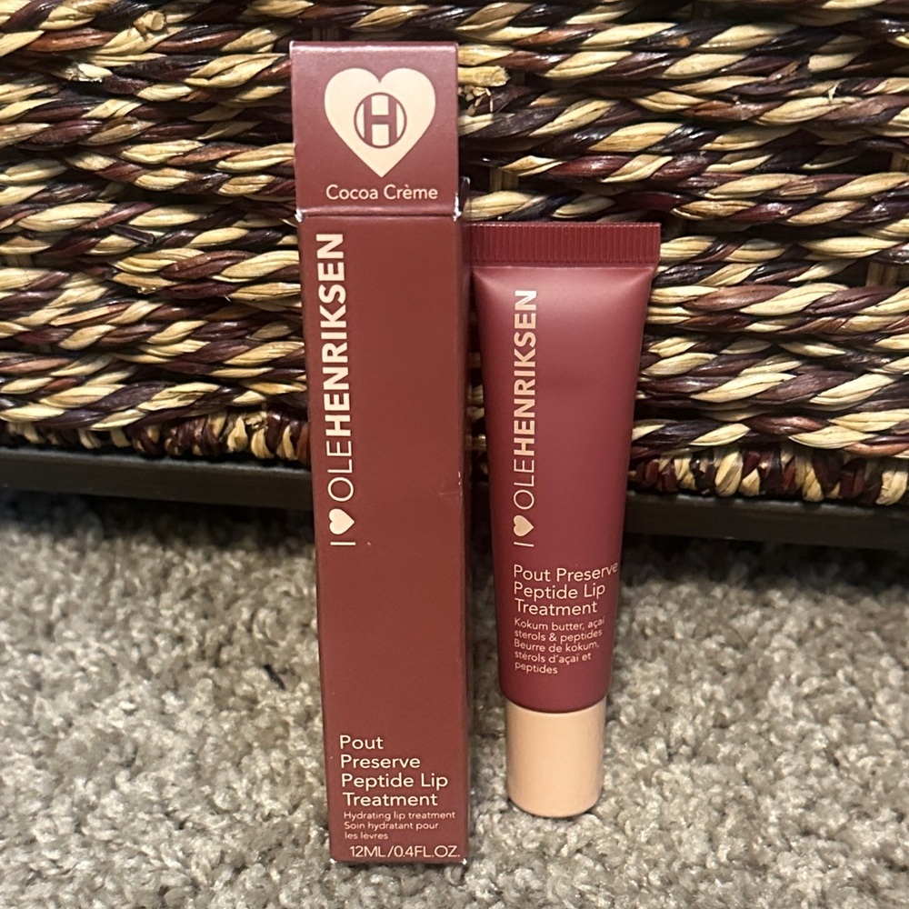Ole Henriksen Cocoa Crème Pout Preserve Peptide Lip Treatment
